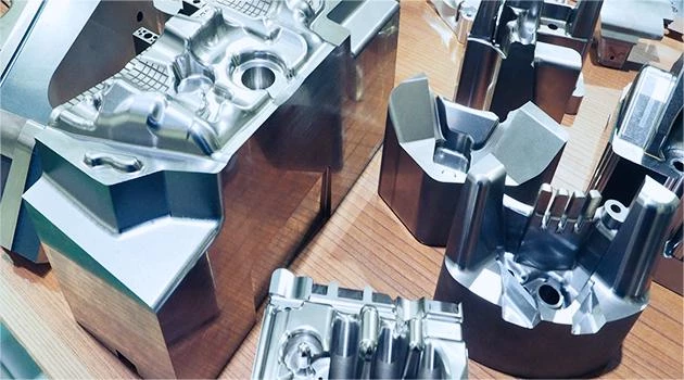 Electroerosión y corte por hilo EDM