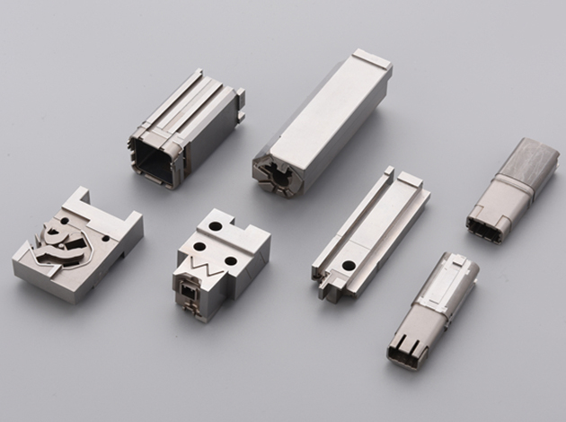 Terminal mould core and insert
