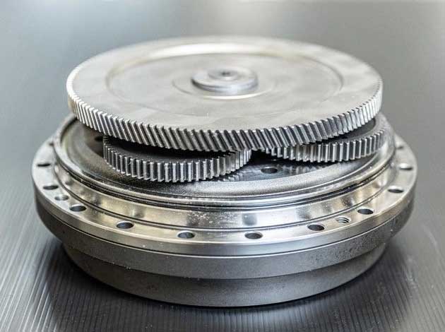 Assembly of gear transmission components